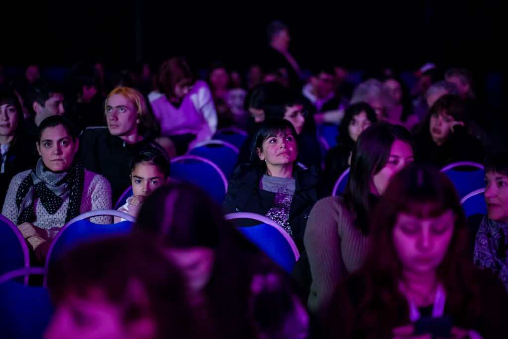 La sexta edición del Festival Internacional de Cine de Entre Ríos (FICER), organizado por el Gobierno de la Provincia de Entre Ríos a través de la Secretaría de Cultura y el Instituto Autárquico Audiovisual (IAAER), contará con dos secciones dedicadas al cine argentino.