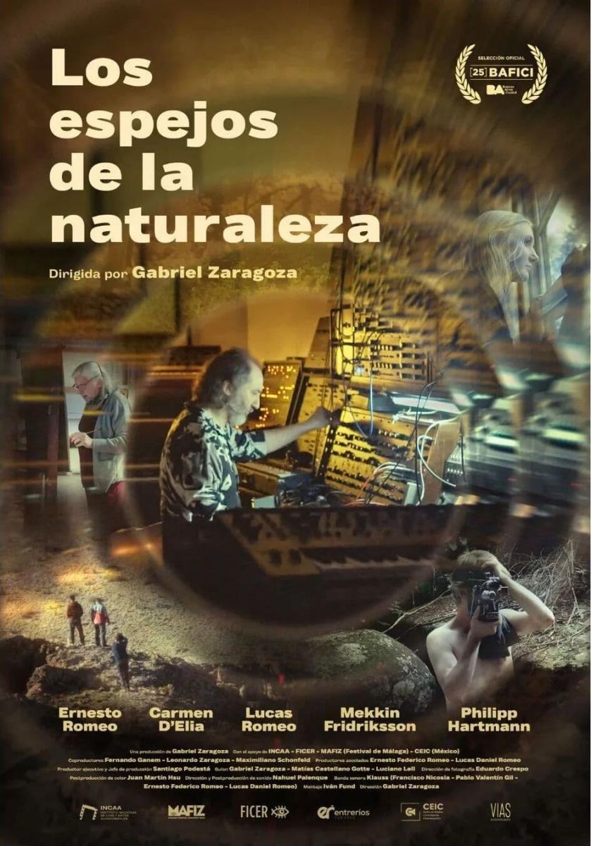 los_espejos_de_la_naturaleza-767487454-large La preparación de una instalación sonora del artista Ernesto Romeo se frustra cuando enferma su madre, Carmen.